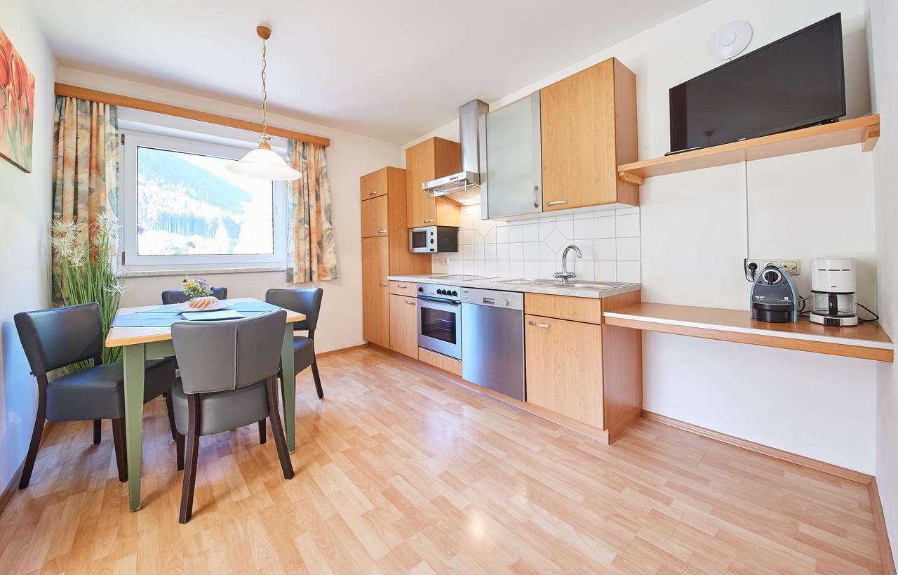 Am Zwoelferkogel Appartements ザールバッハ・ヒンターグレム エクステリア 写真